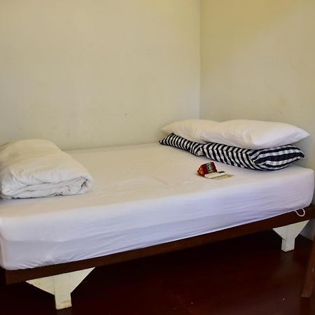 Baan Rare Guesthouse Udon Thani Bagian luar foto