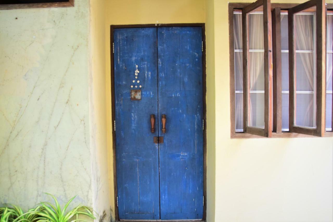 Baan Rare Guesthouse Udon Thani Bagian luar foto