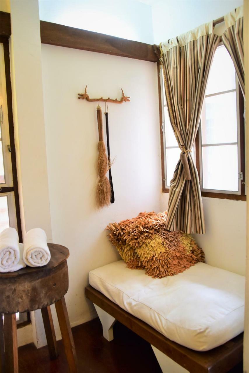 Baan Rare Guesthouse Udon Thani Bagian luar foto