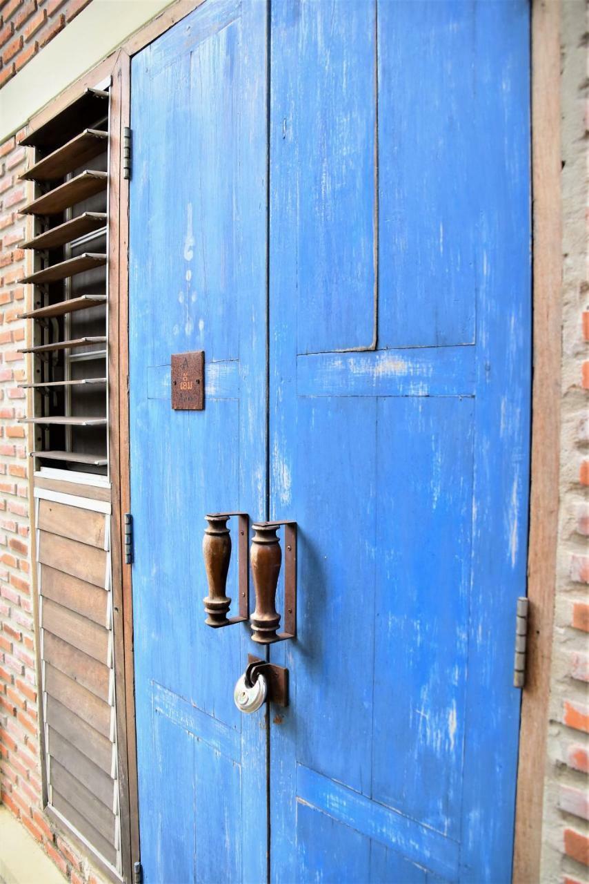 Baan Rare Guesthouse Udon Thani Bagian luar foto