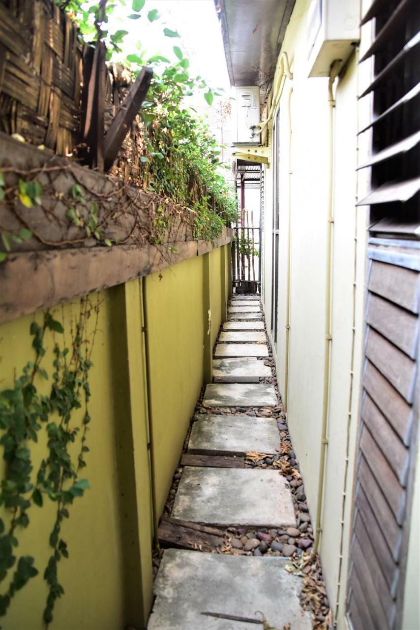 Baan Rare Guesthouse Udon Thani Bagian luar foto