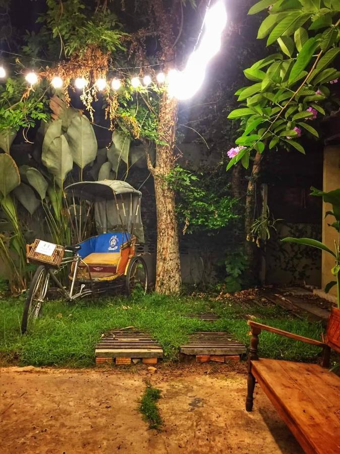 Baan Rare Guesthouse Udon Thani Bagian luar foto